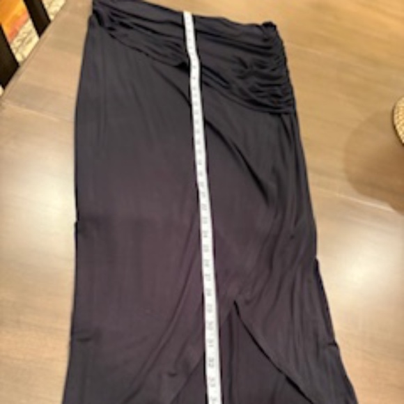 Cabi 5052 - Black Skirt - Size Medium - Picture 7 of 10